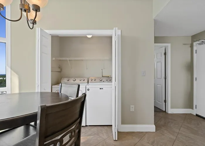 Palacio Unit 906 Holiday home Pensacola